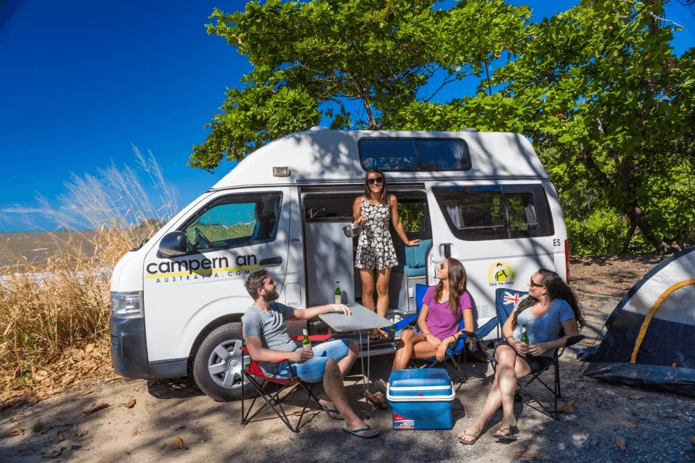 Dundee Adventure Travel | The Complete Guide to Campervan Hire Campervan parked on Australia's East Coast